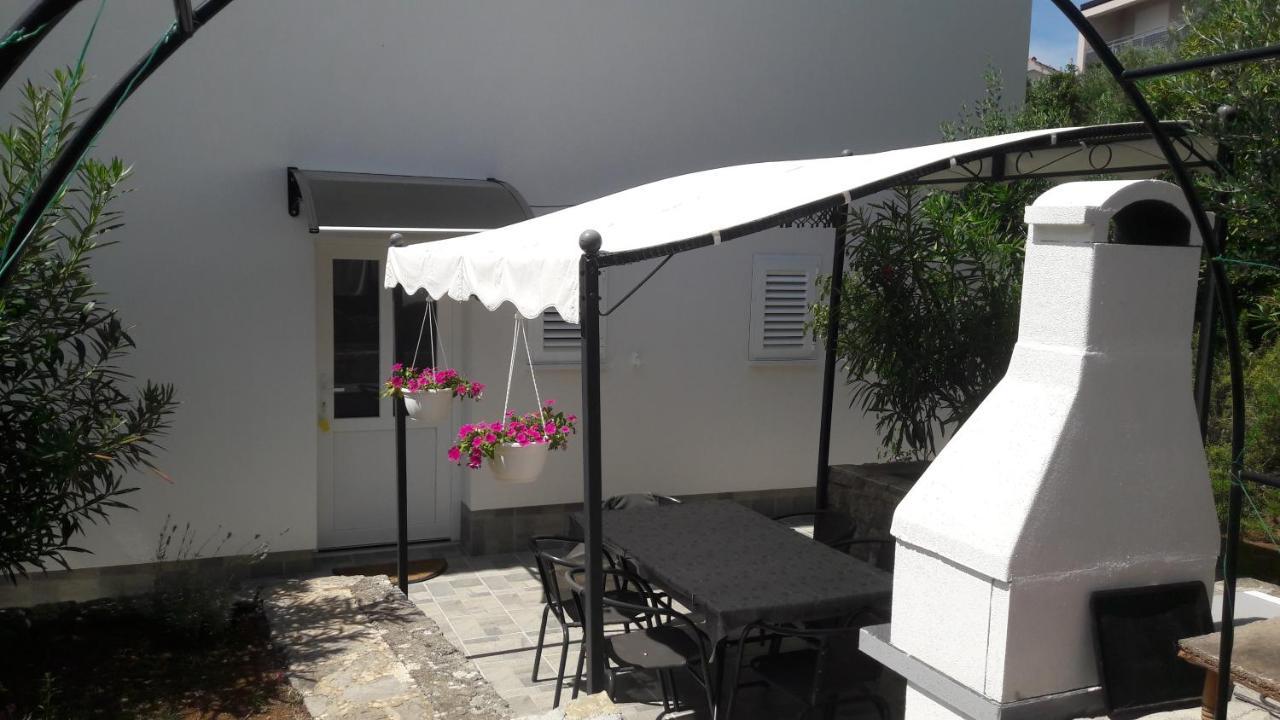 Apartman-Maja-Krk Krk Town Exteriör bild