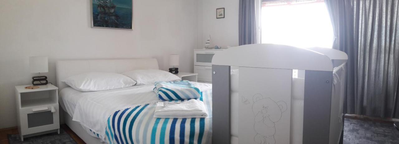Apartman-Maja-Krk Krk Town Exteriör bild