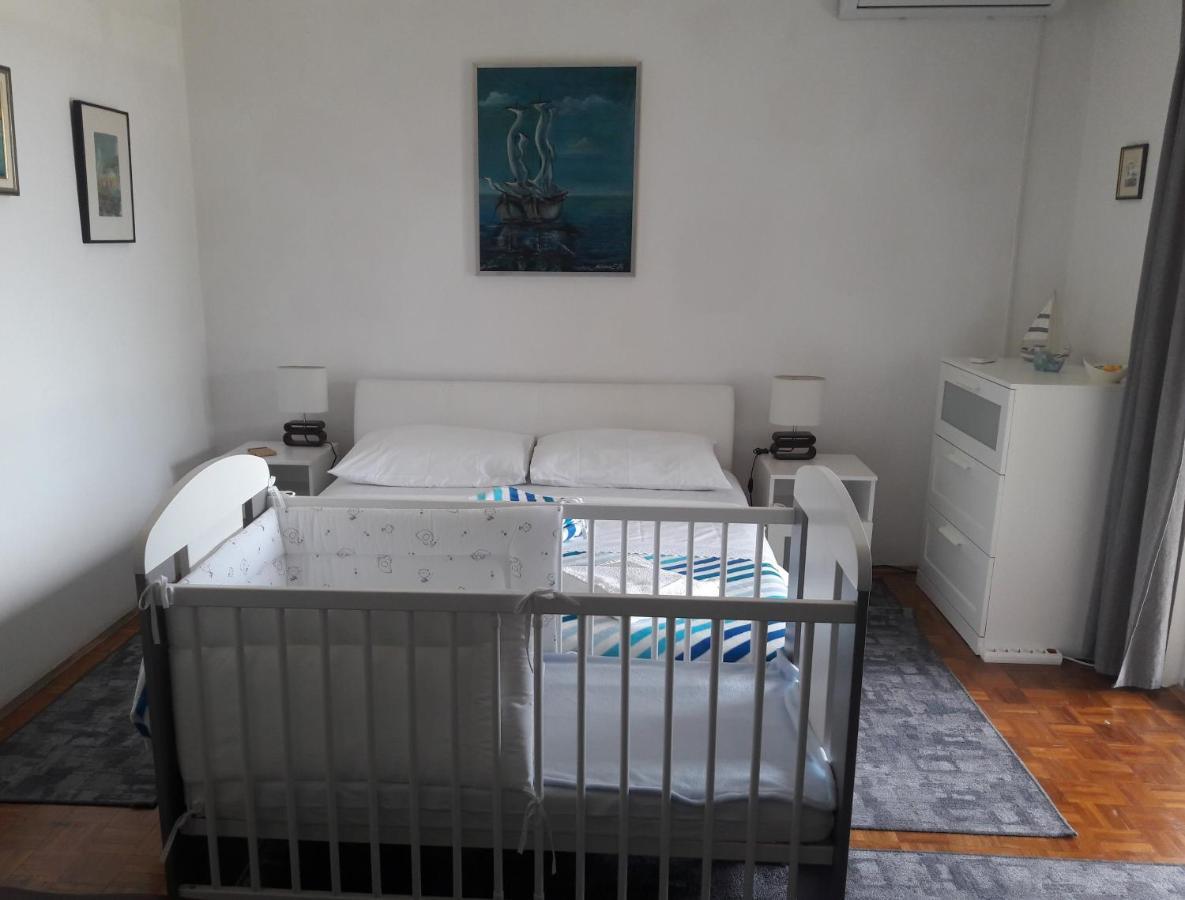 Apartman-Maja-Krk Krk Town Exteriör bild