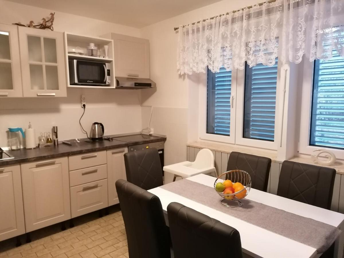 Apartman-Maja-Krk Krk Town Exteriör bild
