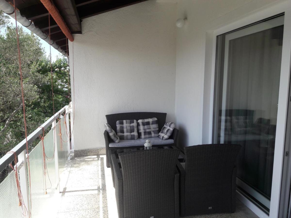Apartman-Maja-Krk Krk Town Exteriör bild