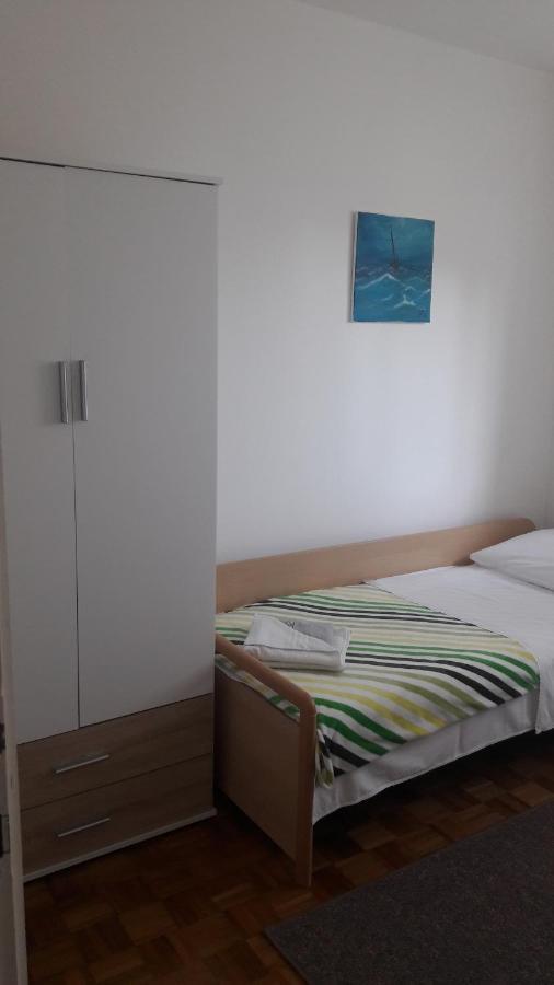 Apartman-Maja-Krk Krk Town Exteriör bild