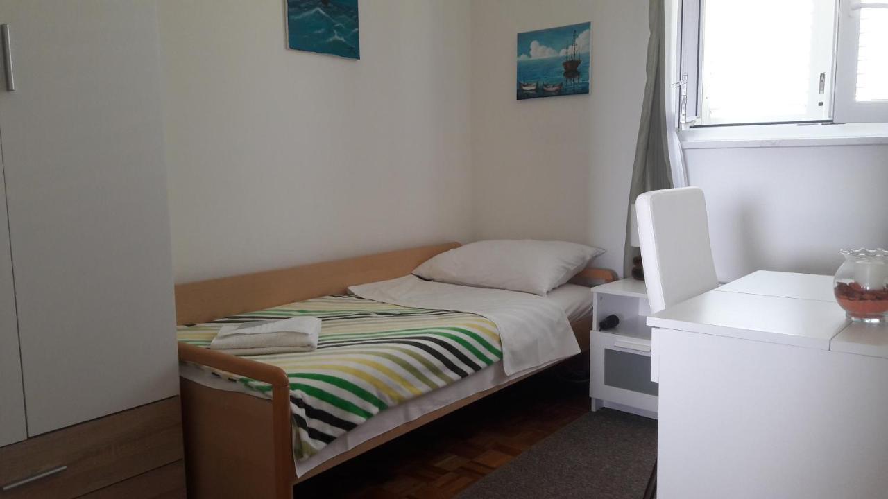 Apartman-Maja-Krk Krk Town Exteriör bild