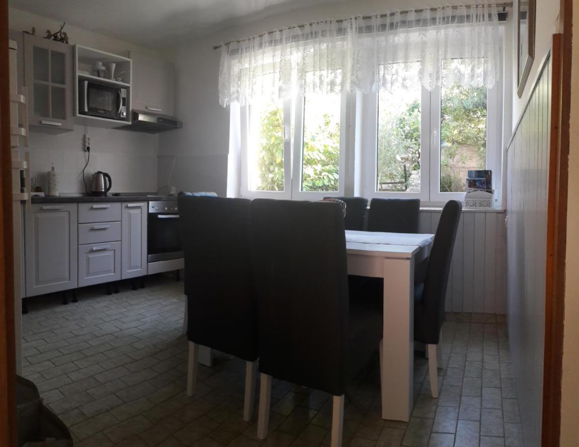 Apartman-Maja-Krk Krk Town Exteriör bild